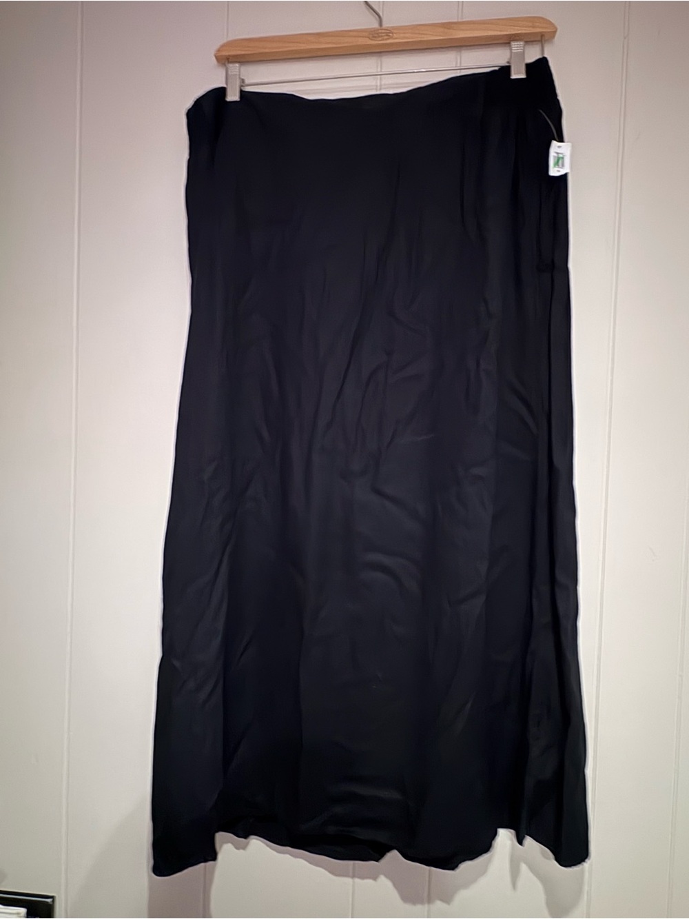 NWT Old Navy black rayon maxi skirt XL